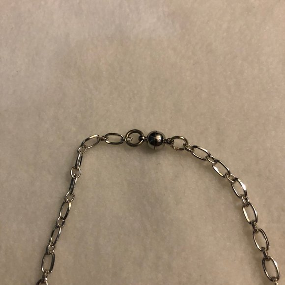 Betsy Michaels Purple Tinted Necklace - Picture 3 of 3